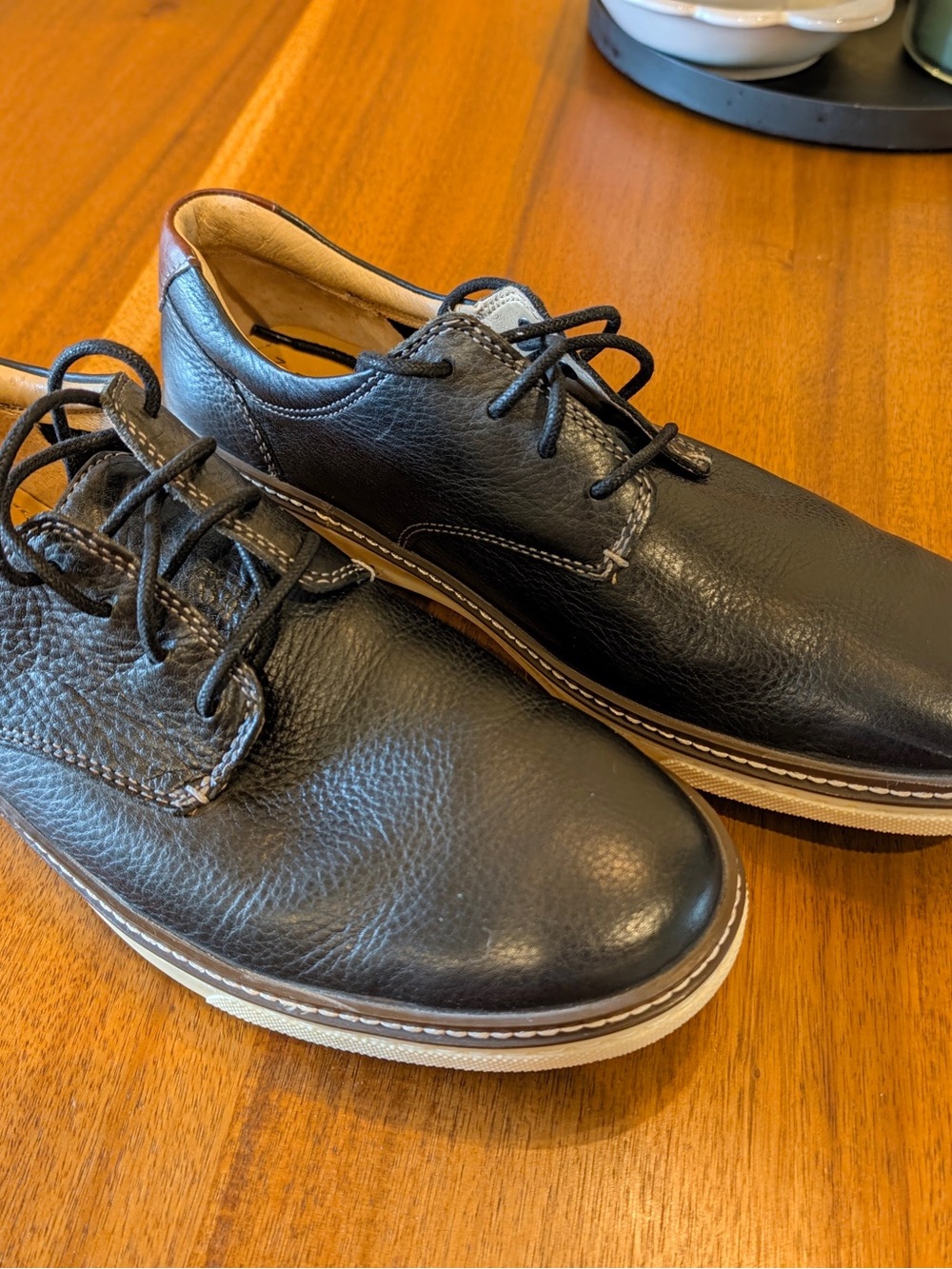 NWOT Men's Johnston & Murphy Black Leather Lace-Up Shoes Size 10